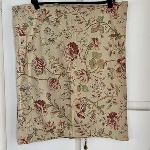 Pottery Barn Pillow Case Set